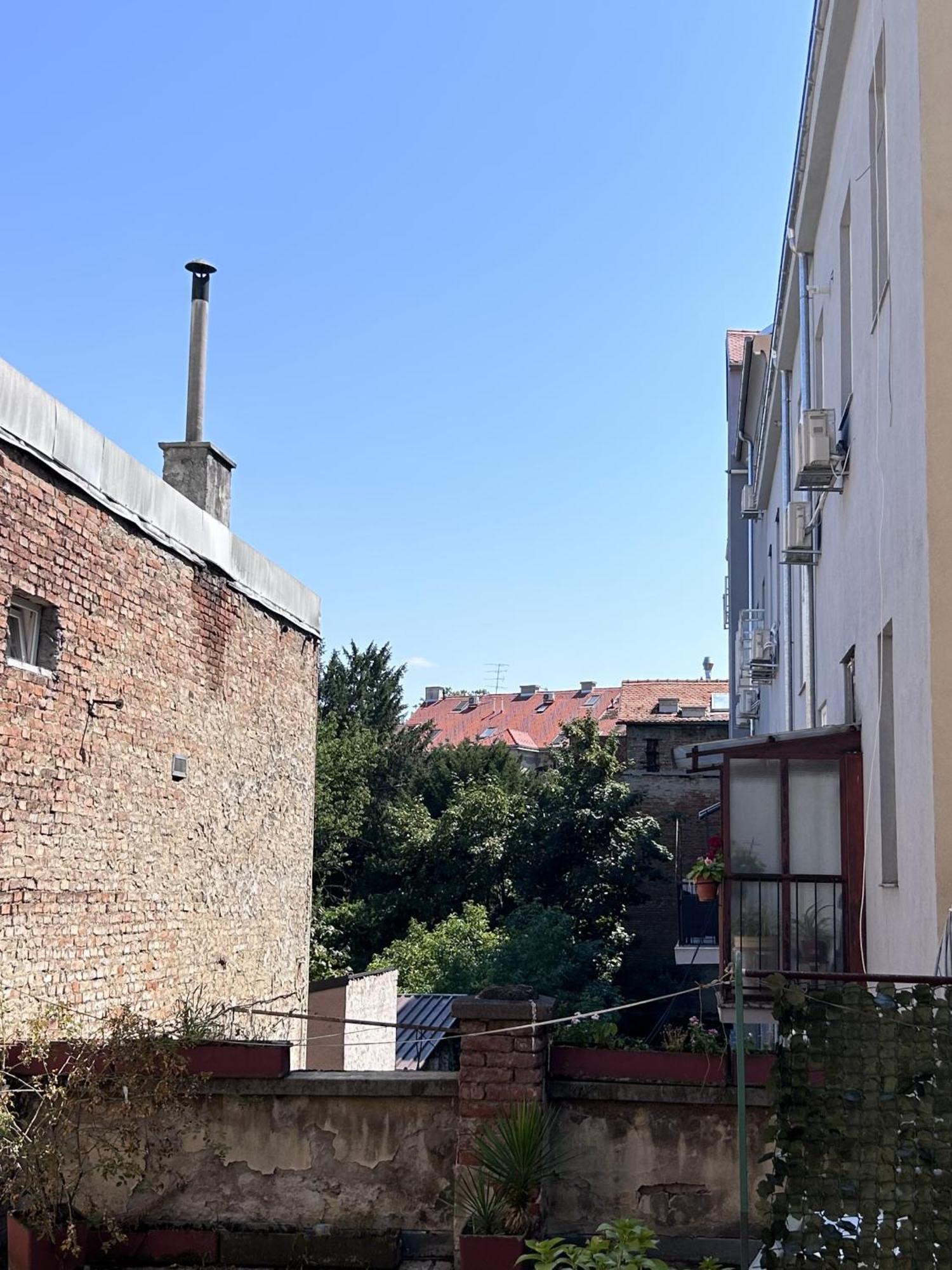 Апартаменты Downtown Excelsior Загреб Экстерьер фото